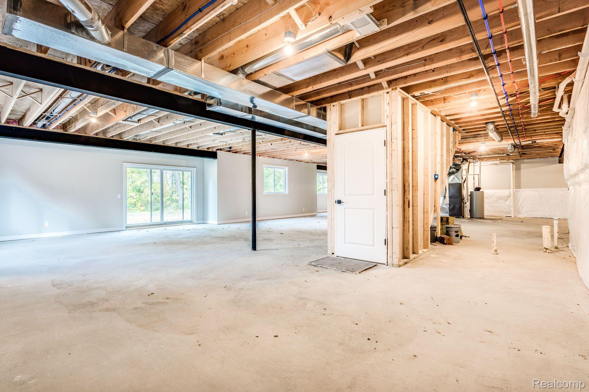 2890 Harrington Road Rochester, MI 48307 - Photo 43 of 50 Gallery Image 43