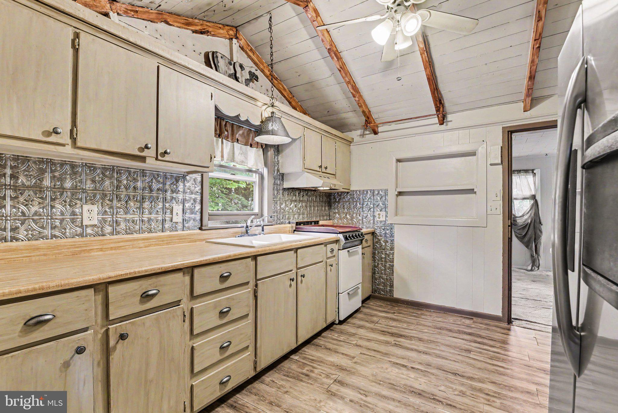 623 Ridge Road Lewisberry, PA 17339 - Photo 3 of 11 Gallery Image 3