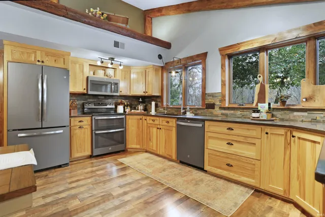 $649,000 | 3105 North Old Fort Knox Road, Vincennes, IN 47591