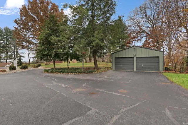 $649,000 | 3105 North Old Fort Knox Road, Vincennes, IN 47591