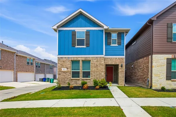 $2,195 | 4812 Foundation Street, Haltom City, TX 76117