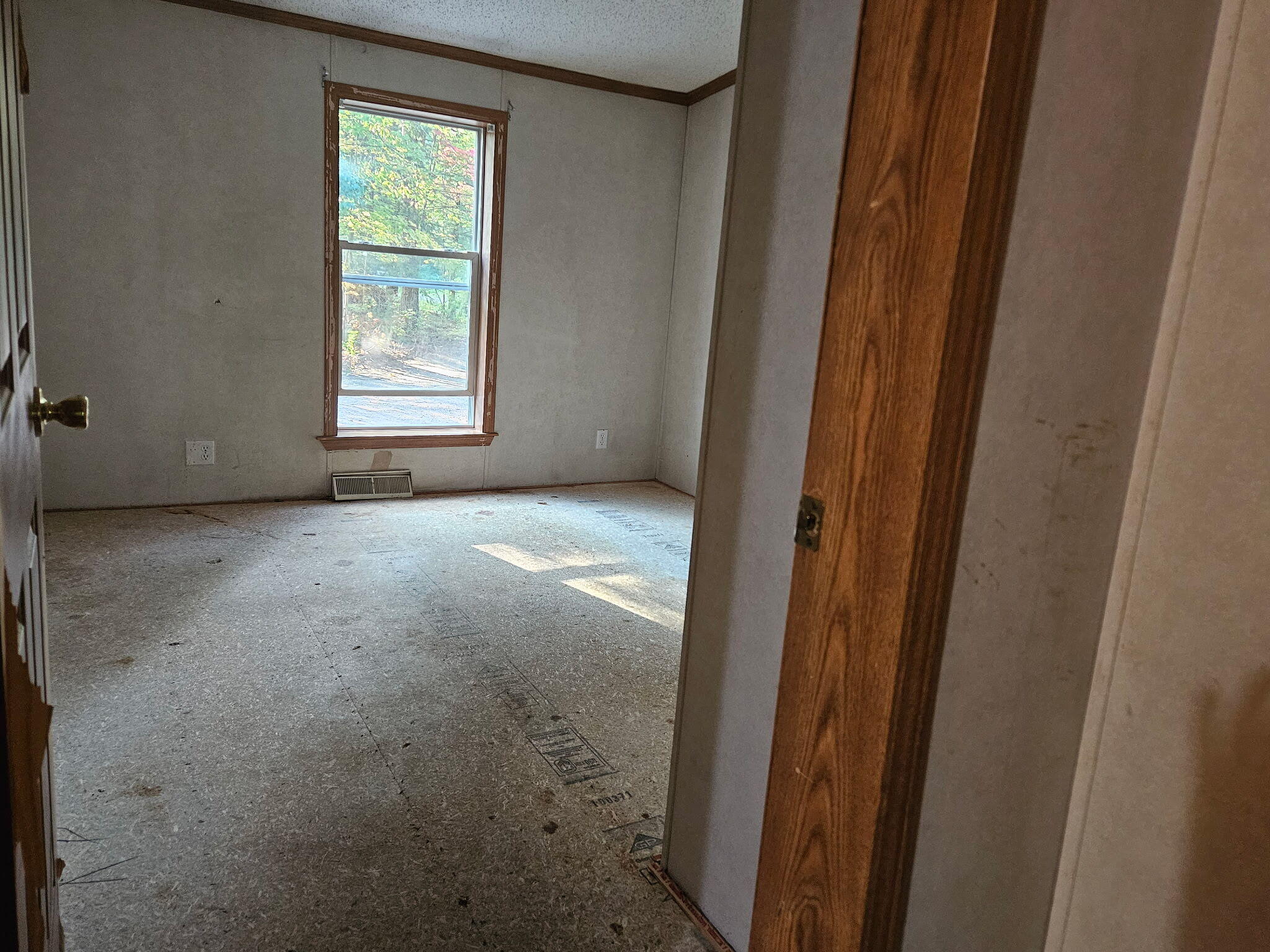 225 Popps Road Mio, MI 48647 - Photo 16 of 28 IMG_20250922_213731 (3)