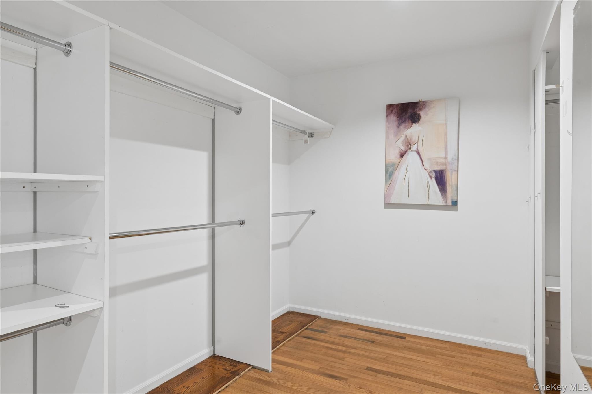 1 Engineers Road Roslyn, NY 11576 - Photo 22 of 39 Gallery Image 22