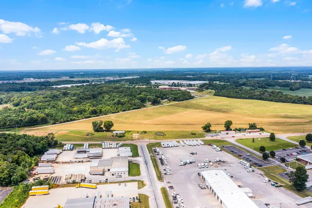 $15,000,000 | 1987 Highway 70 East, Jackson, TN 38305
