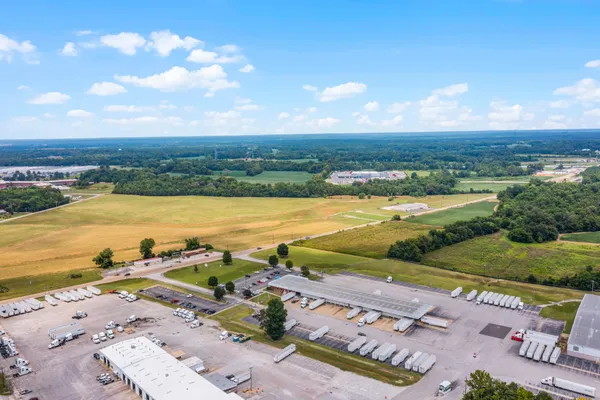 $15,000,000 | 1987 Highway 70 East, Jackson, TN 38305