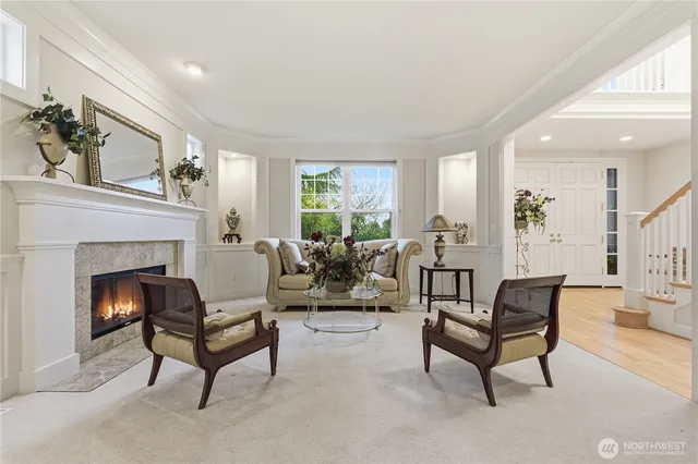 $2,380,000 | 6082 167th Avenue Southeast, Bellevue, WA 98006