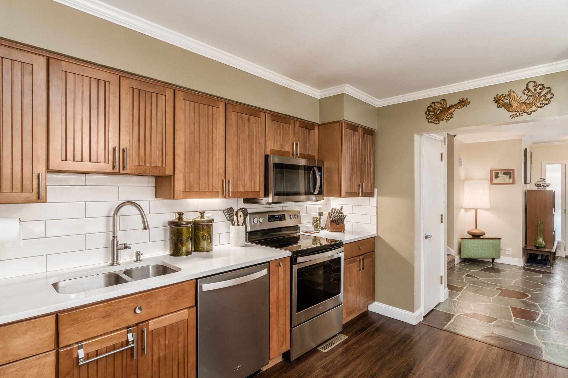 333 South Kellner Road Columbus, OH 43209 - Photo 13 of 38 028_ - 333 S Kellner Rd - 061