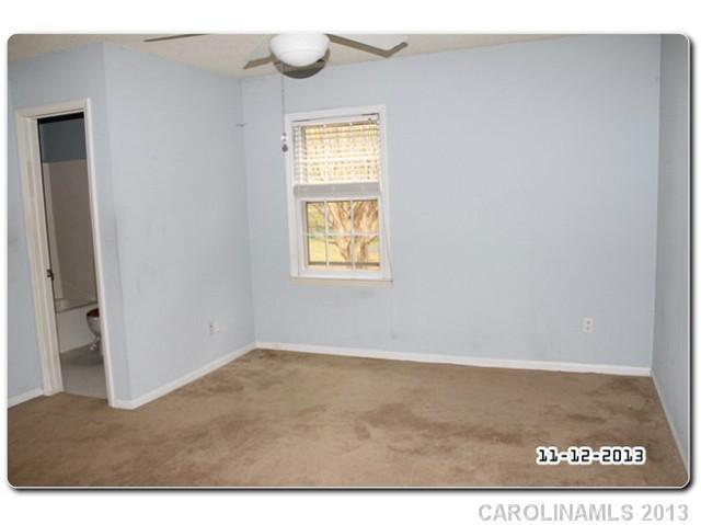 334 Sandymead Road Matthews, NC 28105 - Photo 8 of 16 Gallery Image 8
