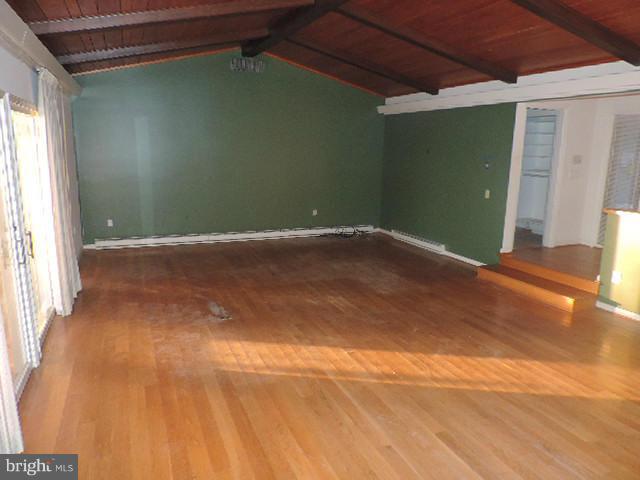 3025 Bennett Point Road Queenstown, MD 21658 - Photo 4 of 6 Living Room