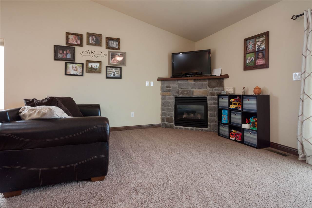 115 North Park Ridge Road North Liberty, IA 52317 - Photo 3 of 23 Gallery Image 3