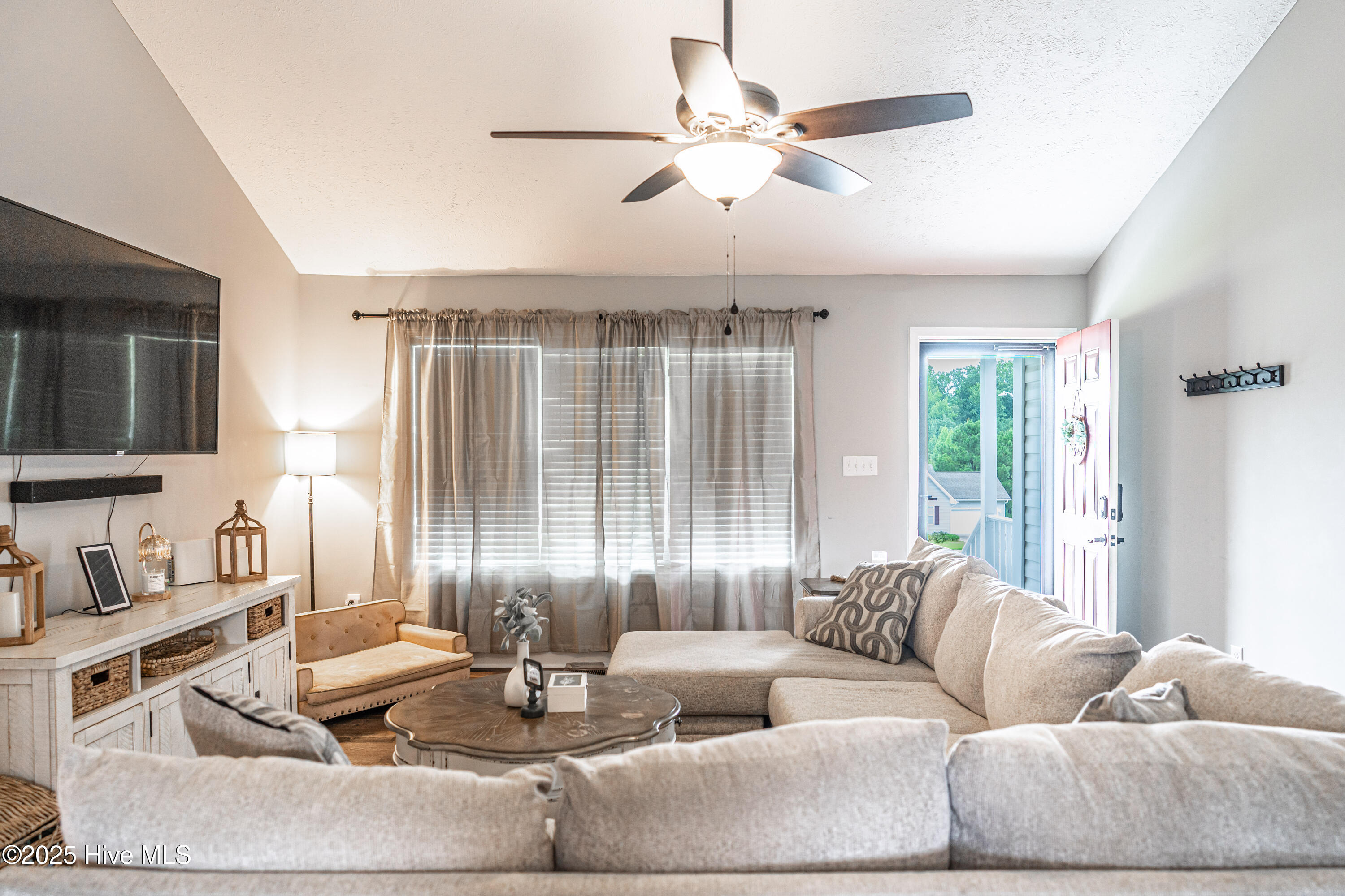 2019 Brooklyn Lane Rockingham, NC 28379 - Photo 7 of 33 Living room from dining room- good pic