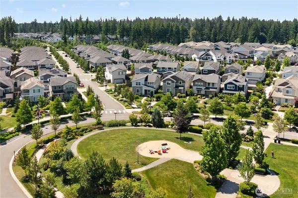 $720,000 | 32831 Ten Trails Parkway, Black Diamond, WA 98010