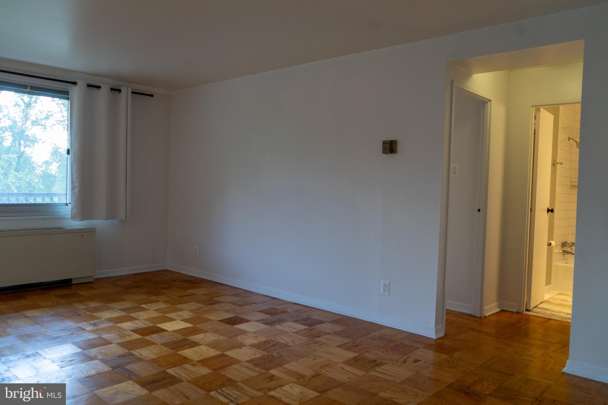1900 Lyttonsville Road, Unit 612 Silver Spring, MD 20910 - Photo 5 of 19