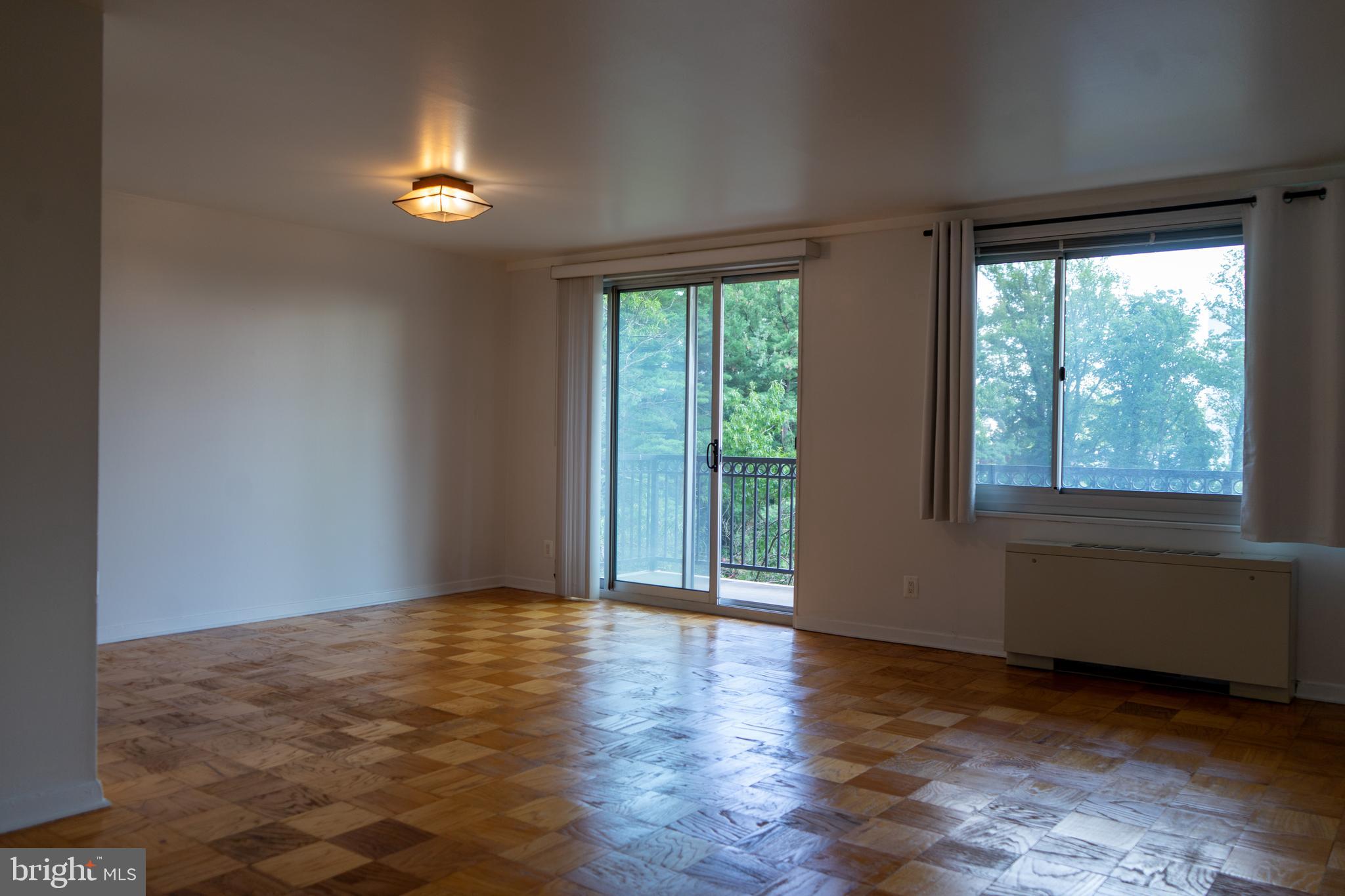 1900 Lyttonsville Road, Unit 612 Silver Spring, MD 20910 - Photo 6 of 19