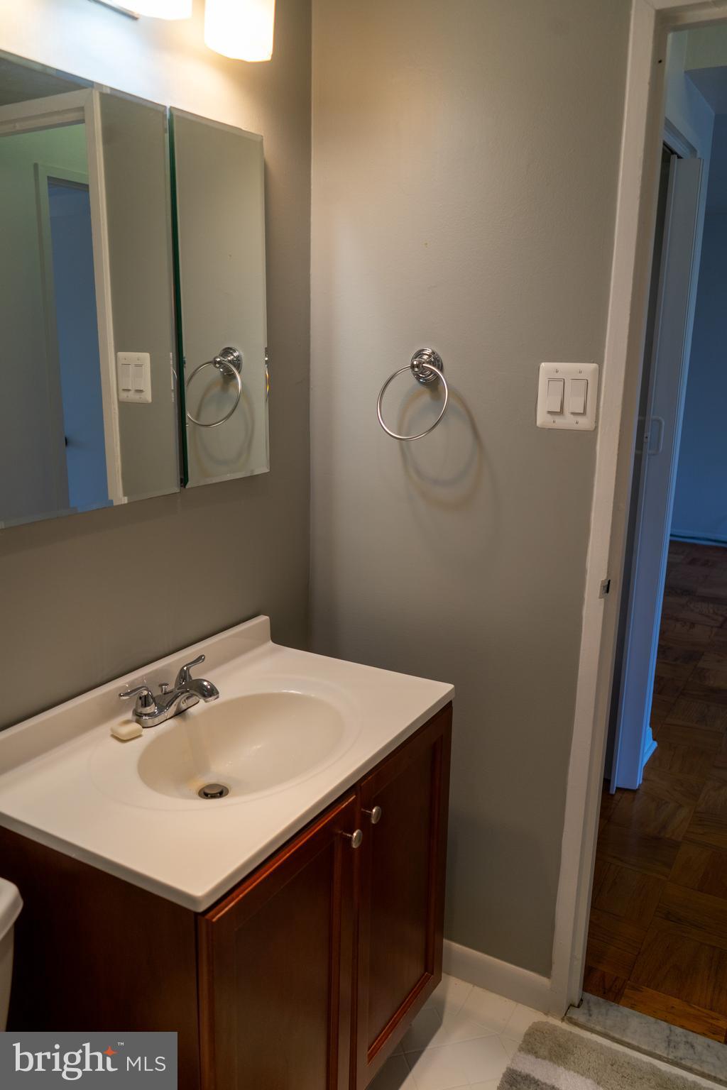 1900 Lyttonsville Road, Unit 612 Silver Spring, MD 20910 - Photo 10 of 19