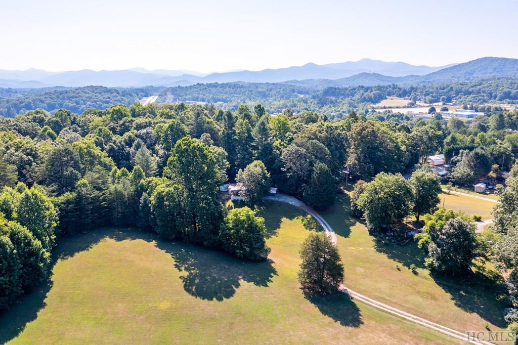 135 Pat Rogers Road Franklin, NC 28734 - Photo 25 of 25 Gallery Image 25