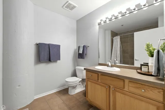 $239,000 | 1524 South Sangamon Street, Unit 414S, Chicago, IL 60608