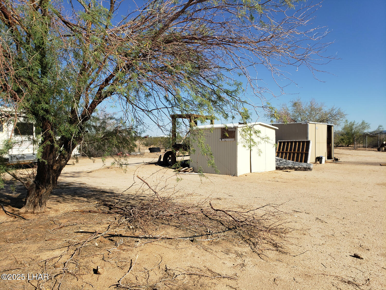 34065 71st Street Bouse, AZ 85325 - Photo 5 of 12 20250723_165812sm