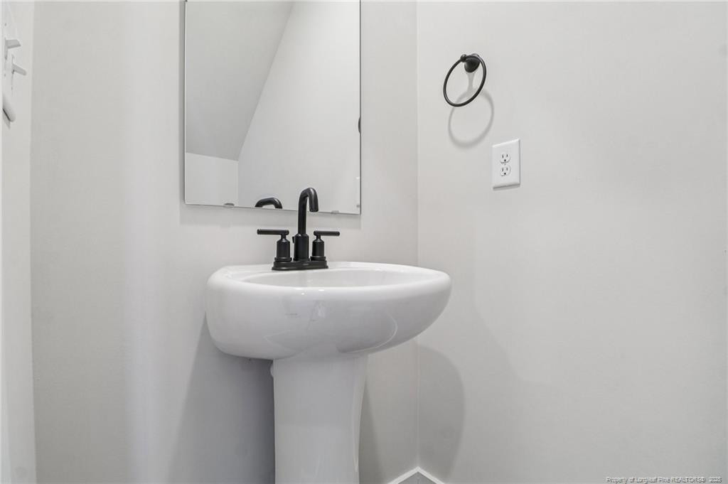 120 Rider Street Broadway, NC 27505 - Photo 8 of 11 Photo 8