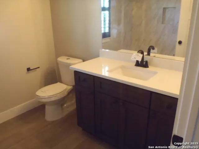 $385,000 | 105 Antonio Perez, Blanco, TX 78606