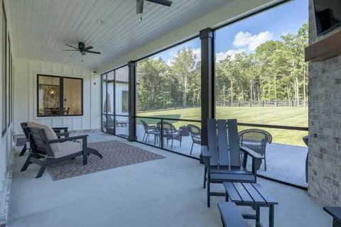 $1,650,000 | 2207 Carpenter Bridge Road, Columbia, TN 38401