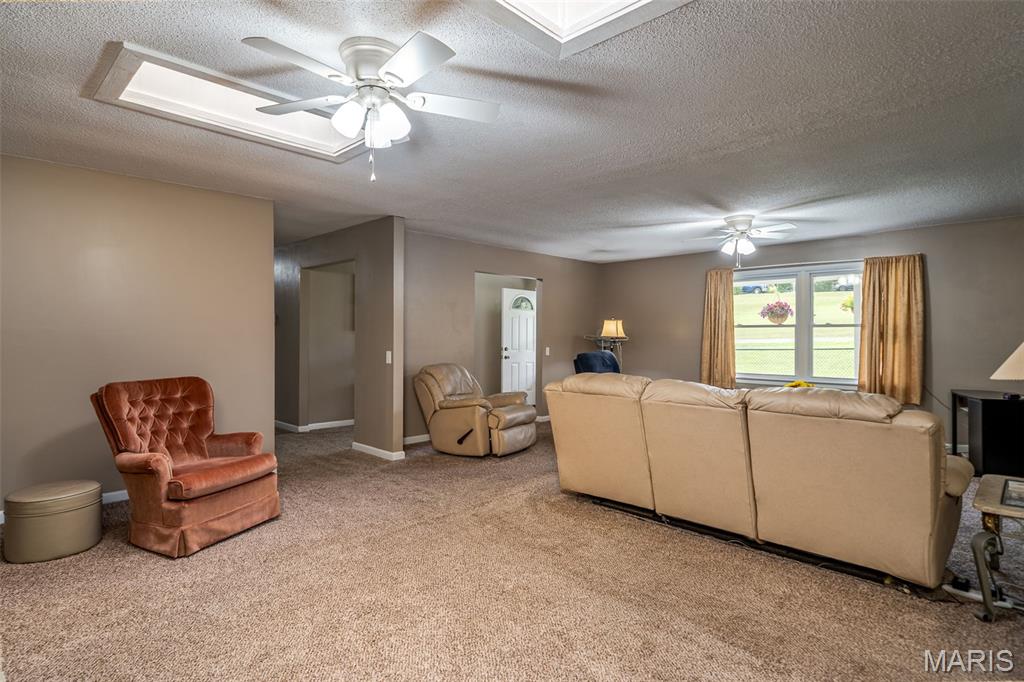 105 Old Farm Estates Road Union, MO 63084 - Photo 11 of 48