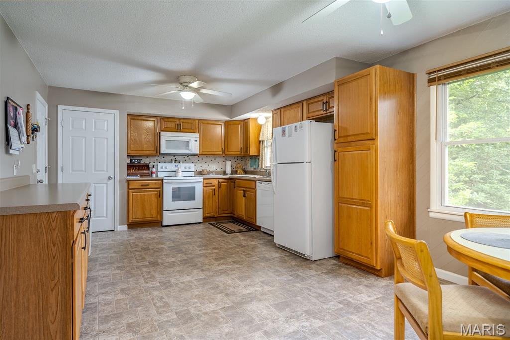 105 Old Farm Estates Road Union, MO 63084 - Photo 19 of 48