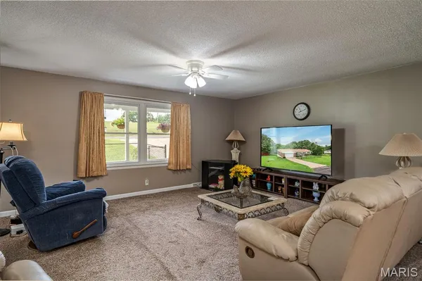$335,000 | 105 Old Farm Estates Road, Union, MO 63084