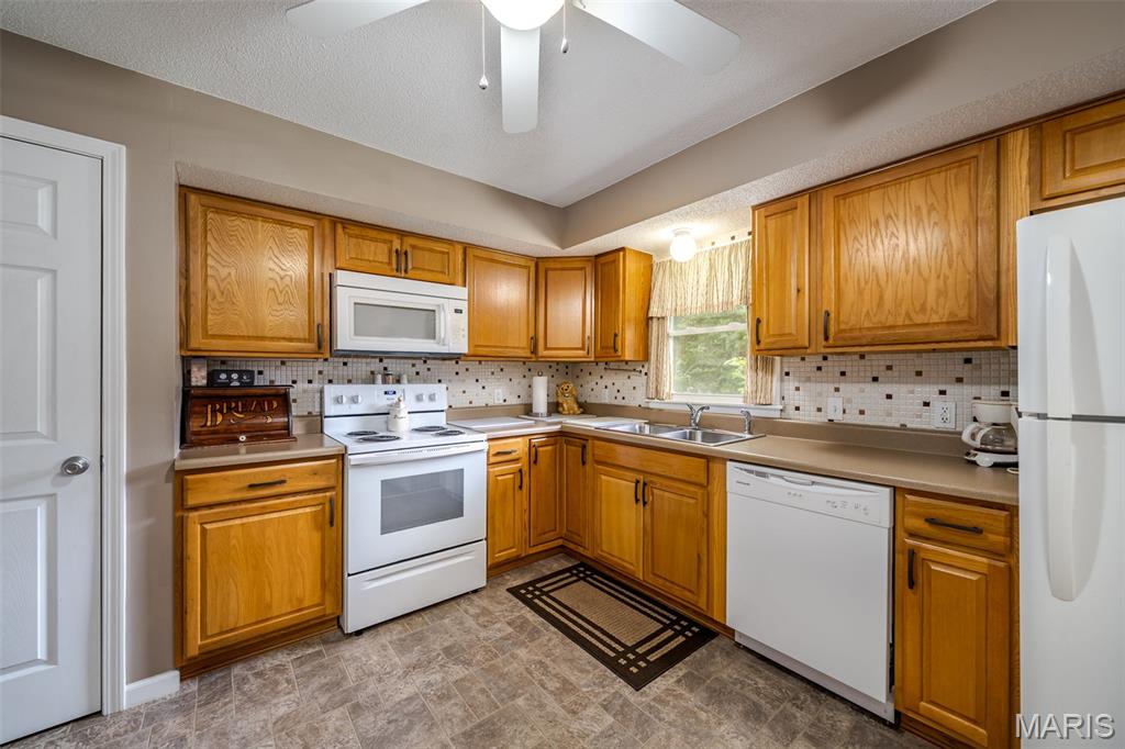 105 Old Farm Estates Road Union, MO 63084 - Photo 22 of 48