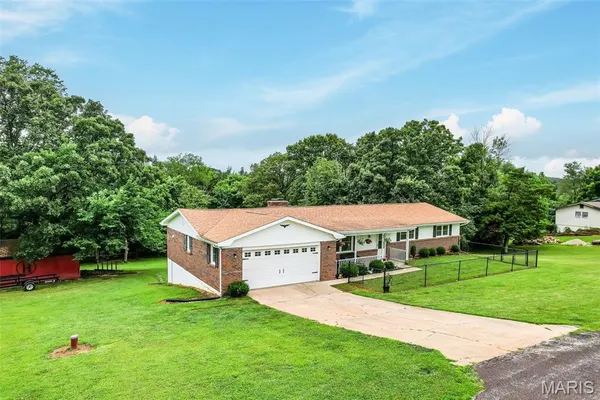 $335,000 | 105 Old Farm Estates Road, Union, MO 63084