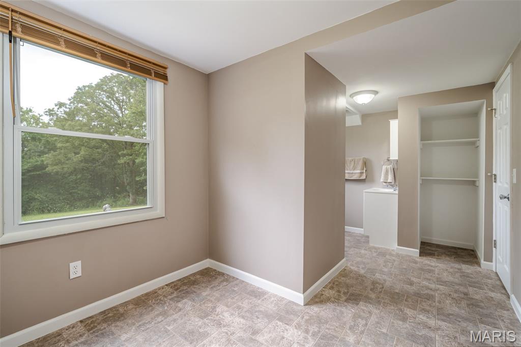 105 Old Farm Estates Road Union, MO 63084 - Photo 38 of 48