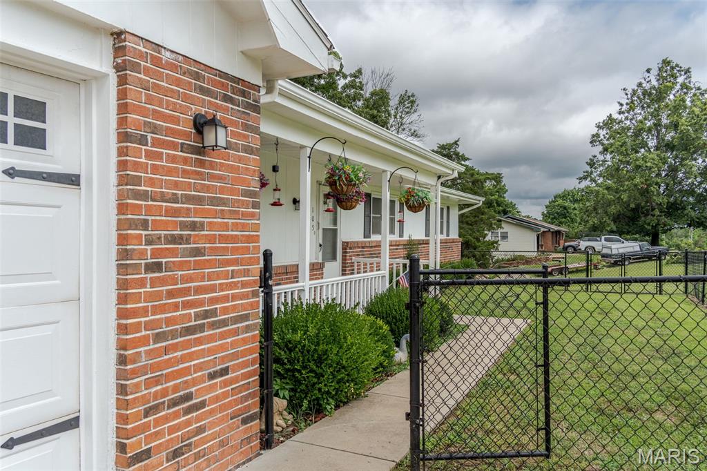 105 Old Farm Estates Road Union, MO 63084 - Photo 10 of 48