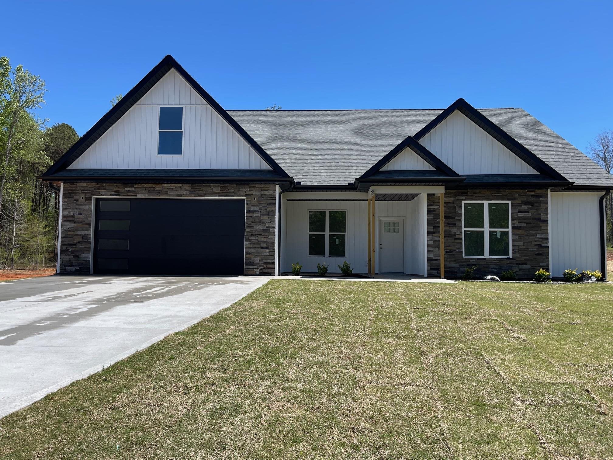 1615 Dickson Road Inman, SC 29349 - Photo 1 of 14