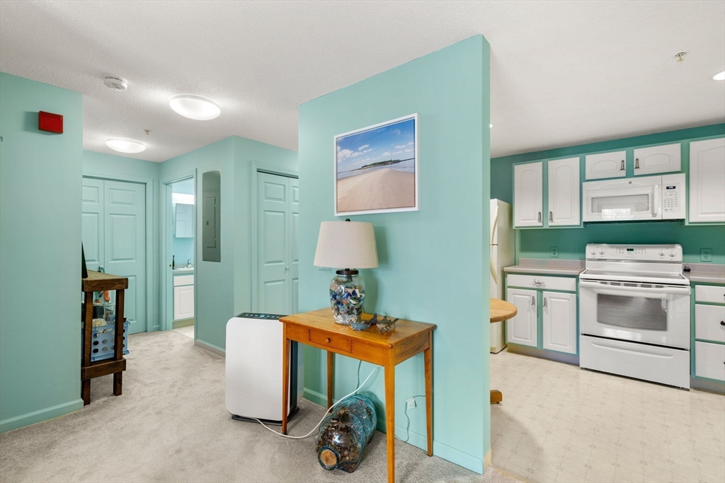 2 Ocean Avenue, Unit 1M Gloucester, MA 01930 - Photo 19 of 34