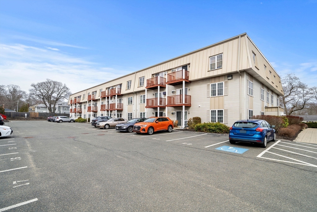 2 Ocean Avenue, Unit 1M Gloucester, MA 01930 - Photo 32 of 34