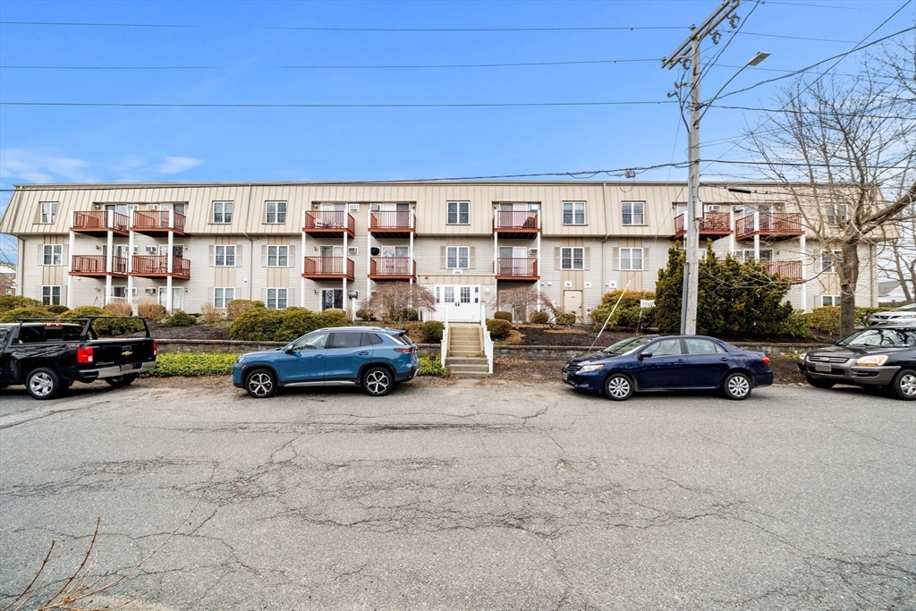 2 Ocean Avenue, Unit 1M Gloucester, MA 01930 - Photo 34 of 34