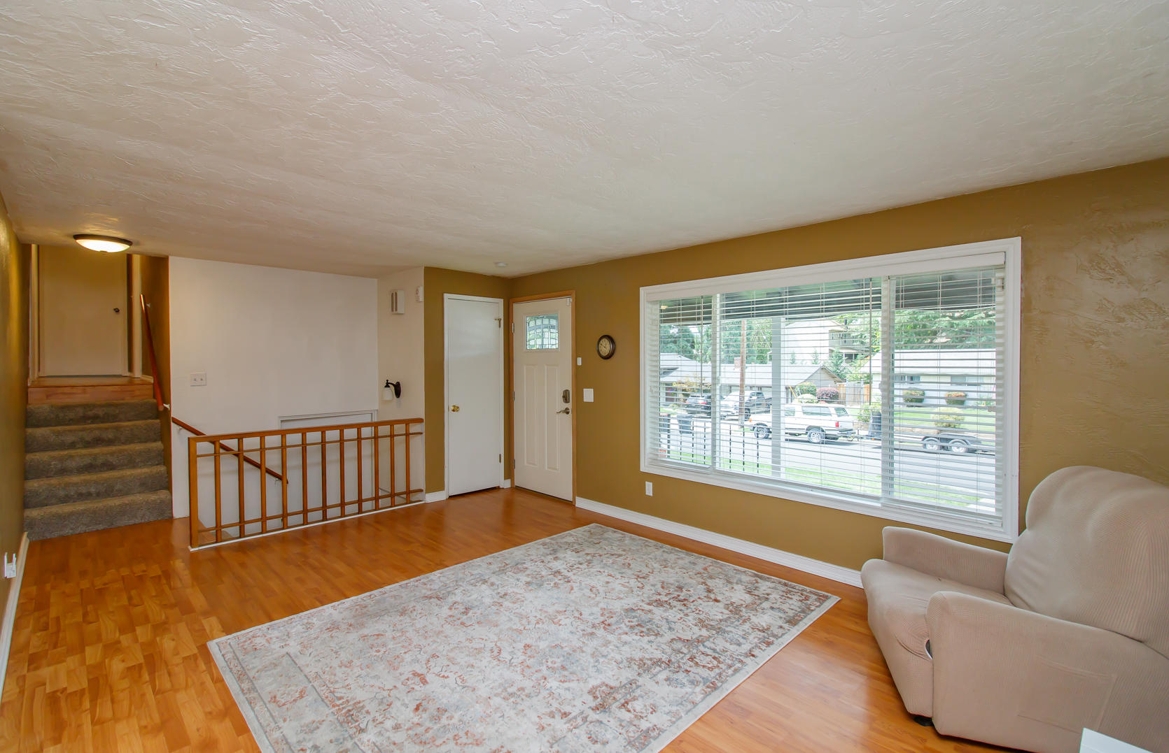 1913 Crestbrook Road Medford, OR 97504 - Photo 6 of 36 6