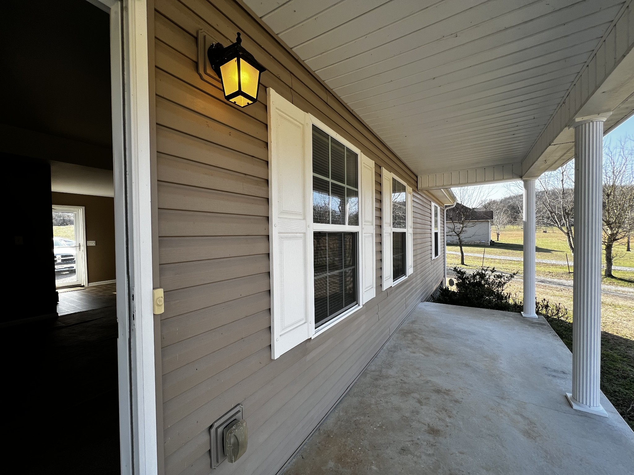 8659 Dog Branch Road Mount Pleasant, TN 38474 - Photo 36 of 36 a view of a building from a balcony