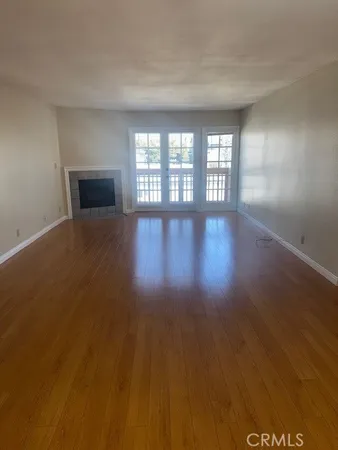 $3,340 | 1616 South Barrington Avenue, Unit 303, Los Angeles, CA 90025
