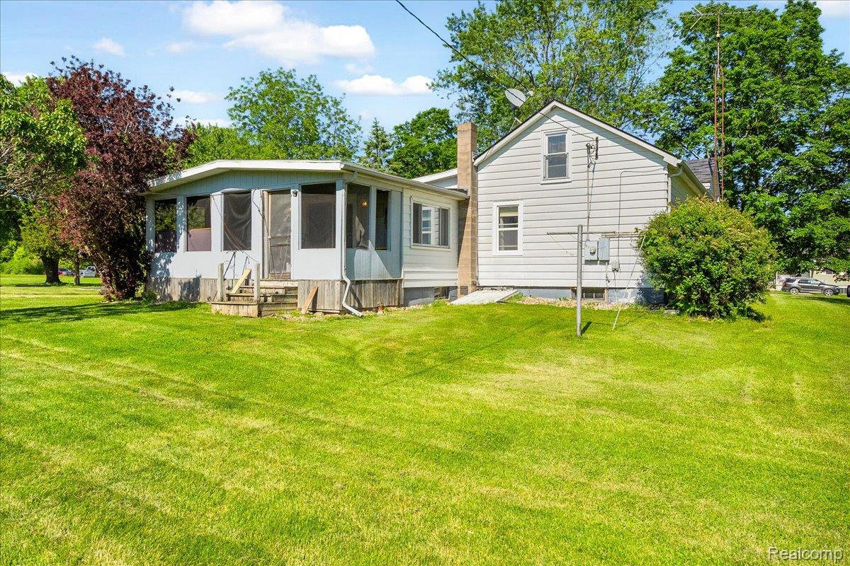 10294 South Nichols Road Gaines, MI 48436 - Photo 43 of 66 43-10294 S Nichols Rd_42.jpg