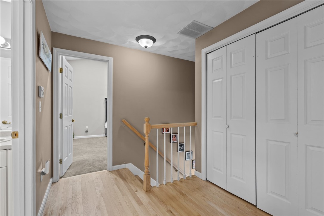 194 Council Rock Road Cranston, RI 02921 - Photo 21 of 46