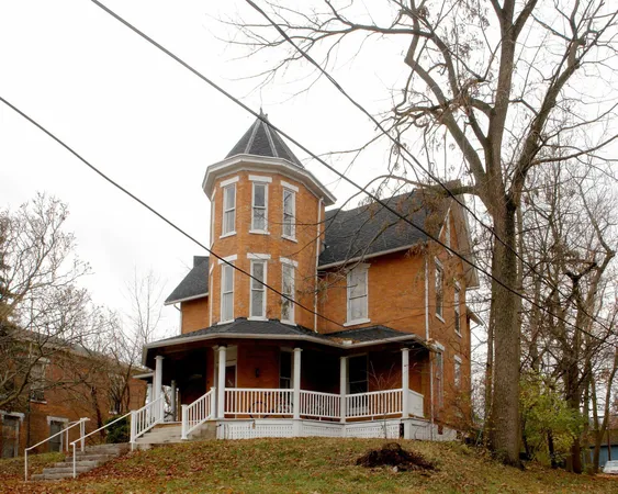 $625,000 | 229 North Sandusky Street, Delaware, OH 43015