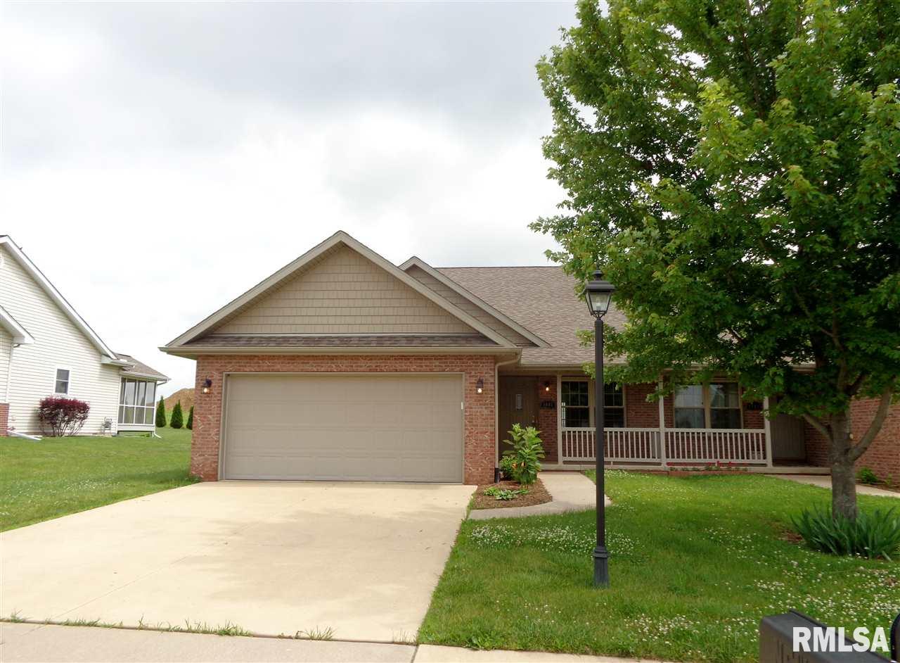 1803 Kingsbury Road Washington, IL 61571 - Photo 3 of 29 Gallery Image 3