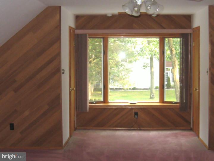 327 Larch Road Mount Laurel, NJ 08054 - Photo 14 of 23 Master Bedroom