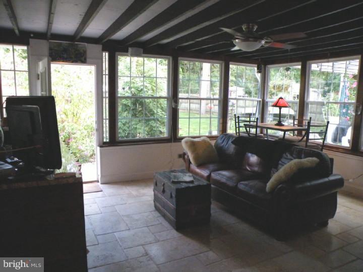 327 Larch Road Mount Laurel, NJ 08054 - Photo 4 of 23 Family Room