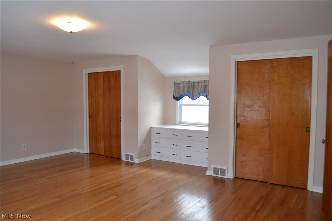 4860 Fairlawn Road Cleveland, OH 44124 - Photo 8 of 14