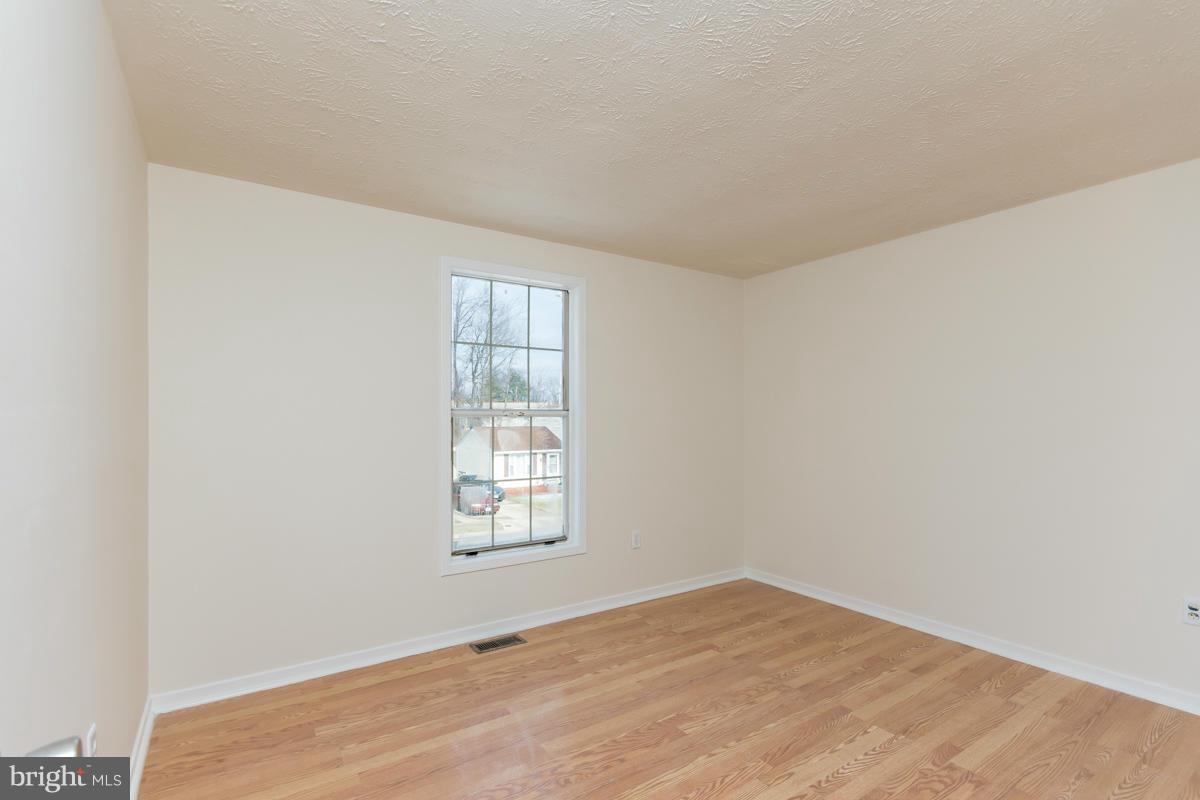 3203 Northmont Road Baltimore, MD 21244 - Photo 17 of 30 Bedroom