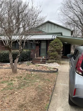 $1,500 | 1704 Pichard Street, Greensboro, NC 27401