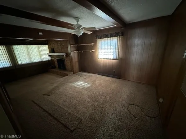 $1,500 | 1704 Pichard Street, Greensboro, NC 27401