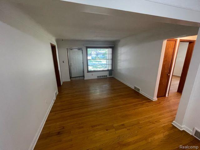 15075 Garfield Redford, MI 48239 - Photo 3 of 23